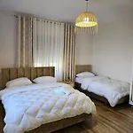 Star Room's Apartment