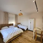 Star Room's Apartment Durres