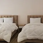 Apartment Star Room's *