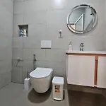 Star Room's Apartment