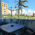 Star Room's Apartment *