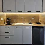 Star Room's Apartment *