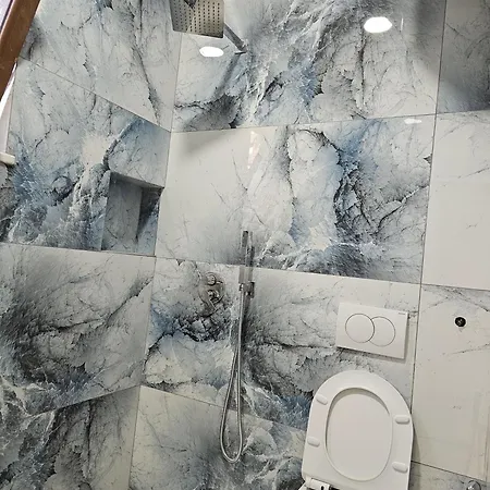 Star Room's Apartment