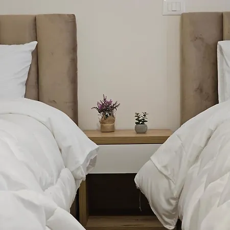 Apartment Star Room's *